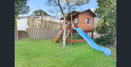 Modern Family Home in Prime Baulkham Hills Location - Photo 5