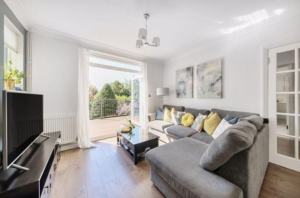 5 bedroom detached house to rent - Photo 1