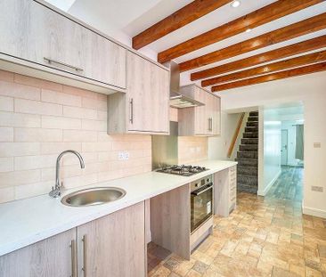 3 bedroom terraced house to rent - Photo 1