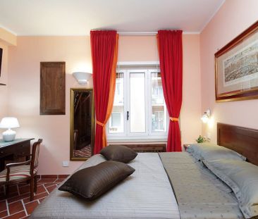 Via Cincinnato, Rome, Lazio 00175 - Photo 2