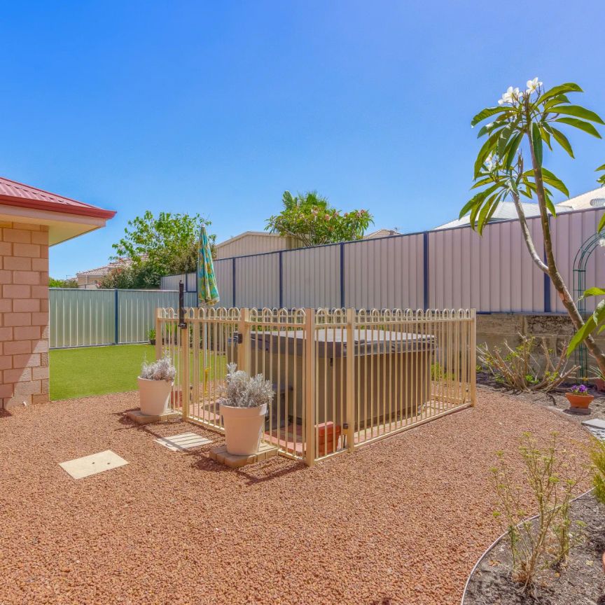 Family home in the heart of Meadow Springs. - Photo 1