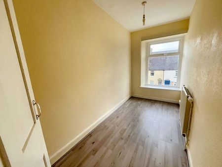 Eastgate, Cowbridge, The Vale of Glamorgan, CF71 7DG - Photo 3