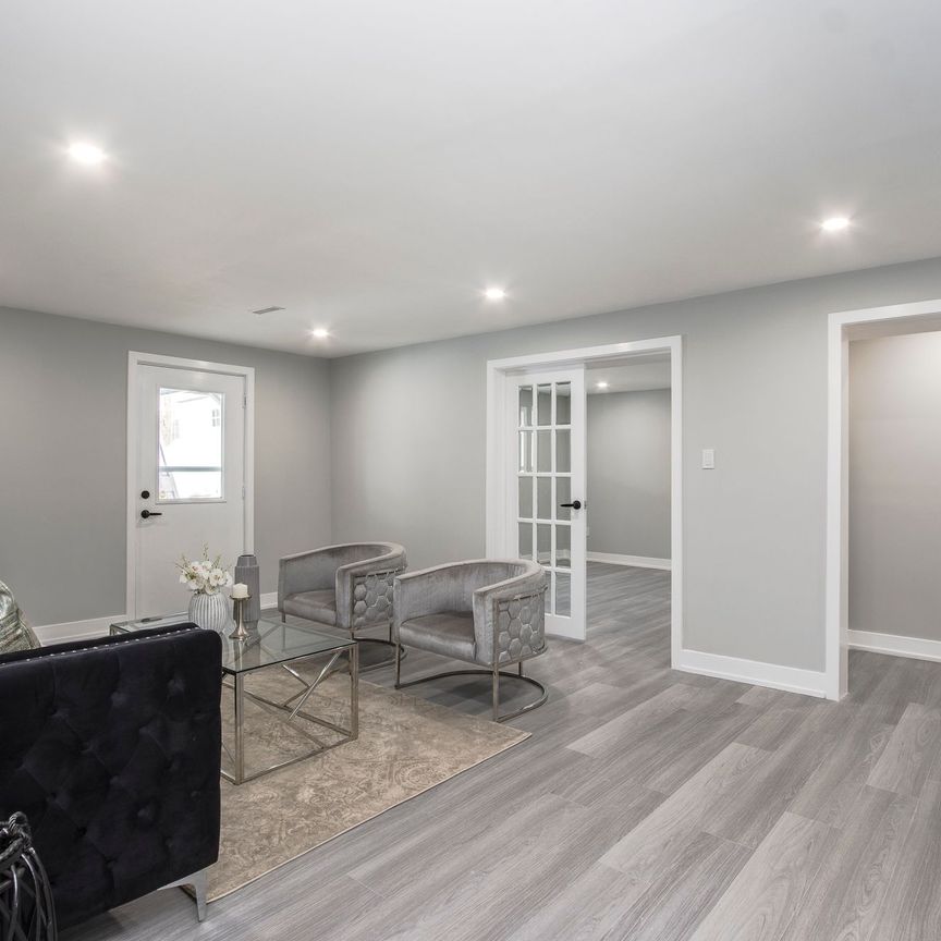 For Lease - 92 LILLIAN Crescent Unit# Basement, Barrie, Ontario - Photo 1