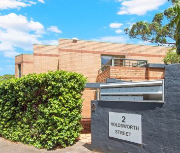 Contemporary Chic With Parkside Poise - Photo 4