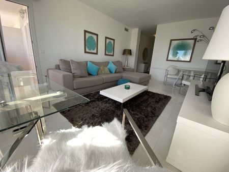 Middle Floor Apartment · Puerto Banús - Photo 4