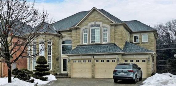 For Lease - 48 Francesca Court, Vaughan, Ontario - Photo 2