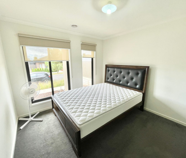 39 Jade Crescent, Cobblebank VIC - Photo 1