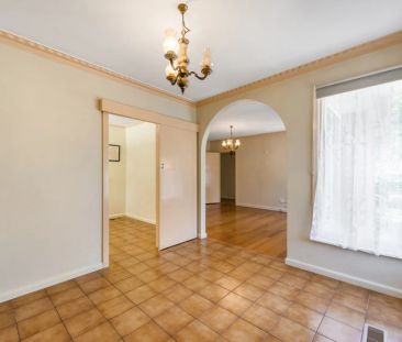 UNDER APPLICATION - Classic & Convenient - Photo 4