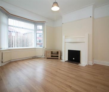 3 bedroom semi-detached house to rent - Photo 6