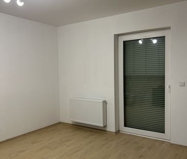 Poznań, ul. Stanisława Barańczaka - Photo 2