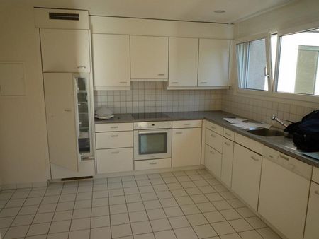 Tolle 4.5-Zimmerwohnung im 2. Stock - Photo 4