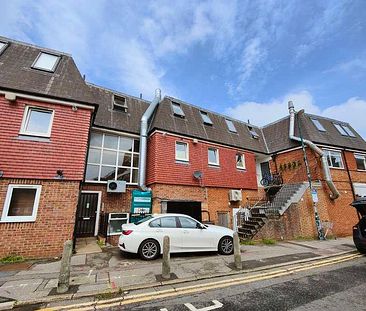 Church Walk Mews, RH15 - Photo 1