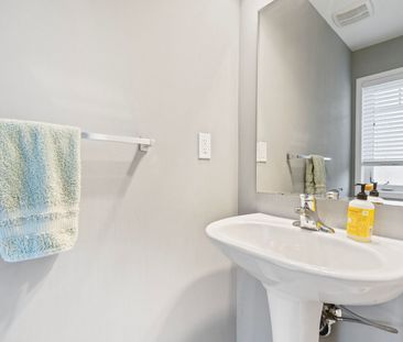 For Lease - 240 Mortimer Crescent, Milton, Ontario - Photo 5