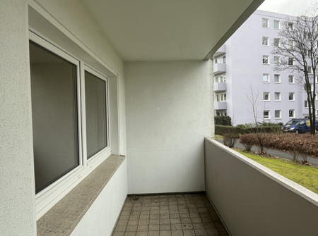 !!Schnell sein!! *Frisch renoviert* Helle 2-Zimmerwohnung mit BALKON**im ERDGESCHOSS - Photo 5