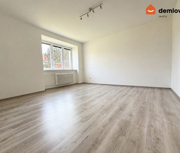 Pronájem bytu 2+1 61 m² - Fotografie 1