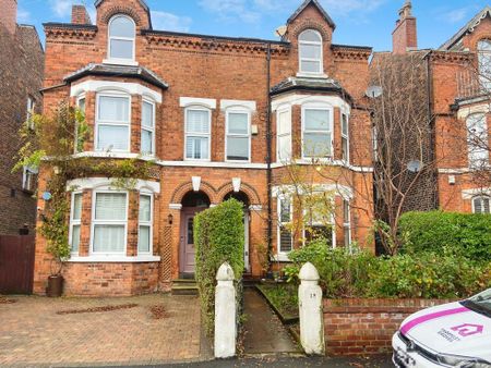 5 bedroom semi-detached house to rent - Photo 4