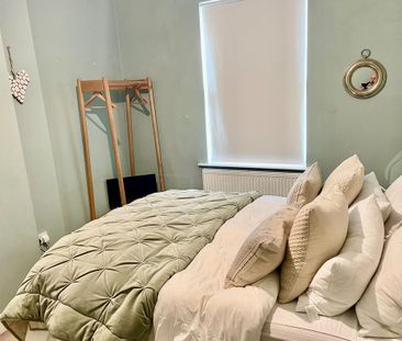 3 bedroom terraced house to rent - Photo 2