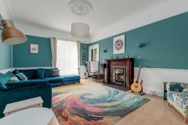 4 Bed Terraced House, North Fort Street, EH6 - Photo 1