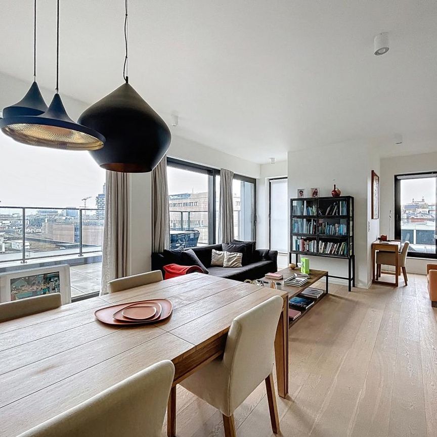 European Quarter: Beautiful penthouse + terrace + parking - Photo 1