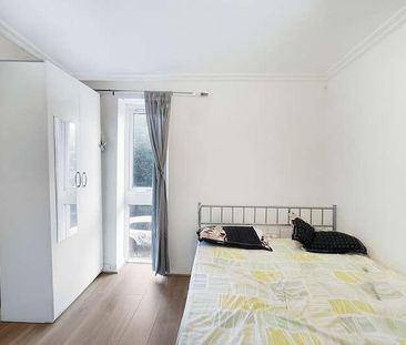 Hewitts Quay, Abbey Road, Barking, IG11 - Photo 2