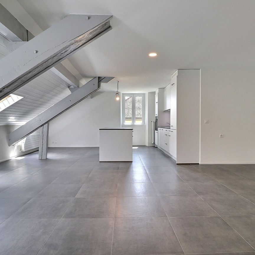 Magnifique 3.5 pièces entièrement rénové en plein centre-ville - Photo 1