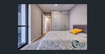 MODERN UNFURNISHED 1 BEDROOM, 1 BATHROOM - Photo 5