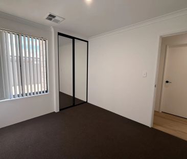 Brand New 4x2 Family Home in Sought-After Ravenswood - Photo 2