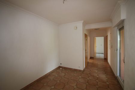 Geräumige Wohnung im Zentrum von Walhorn - Photo 3