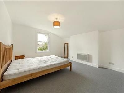 Cavendish Road, SW12 - Photo 1