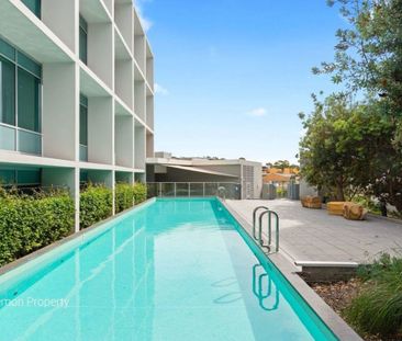 North Facing Apartment with Courtyard - Photo 1