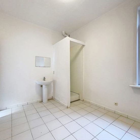 Appartement te huur - Photo 1