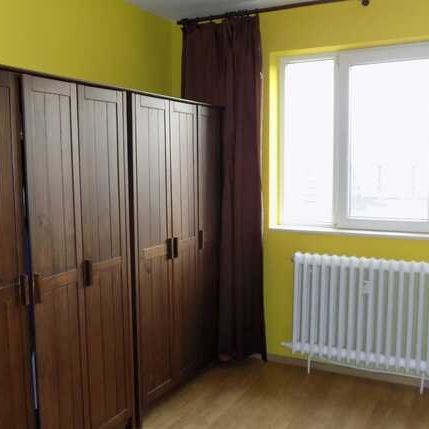 4 camere, 86 mp, decomandat, garaj, zona strazii Parang - Photo 1