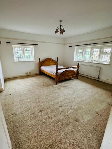 4 bedroom detached house to rent - Photo 3