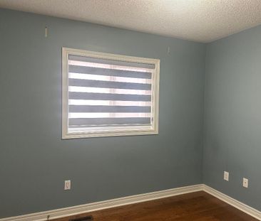 For Lease - 5 Sea Lion Road, Brampton, Ontario - Photo 3