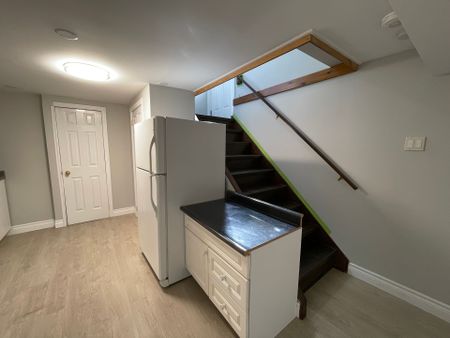 For Lease - 334 Stevenson Road Unit# Lower, Oshawa, Ontario - Photo 5