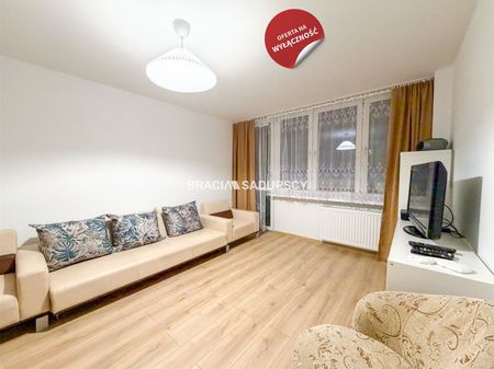 2pok na Białoruskiej, 4 piętro, winda, loggia - Zdjęcie 2