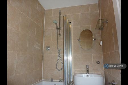 2 bedroom terraced house to rent - Photo 2