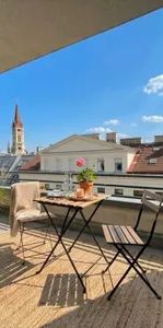 1030! ERSTBEZUG NACH SANIERUNG: 4-Zimmer-DG-Maisonette mit Terrasse ab Oktober 26! - Photo 1