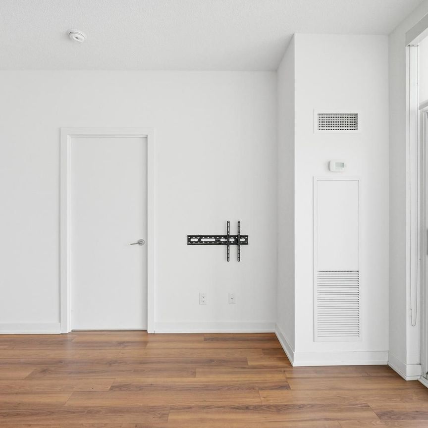 For Lease - 1603 Eglinton Avenue Unit# 617, Toronto, Ontario - Photo 1