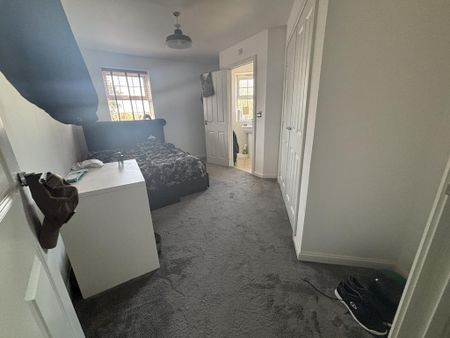 2 bedroom flat to rent - Photo 3