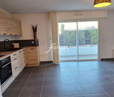 Location Appartement 1 pièce 29m² DRAGUIGNAN 83300 - Photo 3