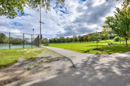 211 Av. du Mont-Royal O. #102 - Photo 5