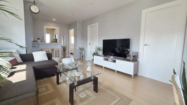 Piso de alquiler en Calle Fernando Rios, Los Castros - Photo 1