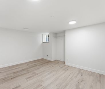 For Lease - 74 Old Yonge Street, Aurora, Ontario - Photo 3