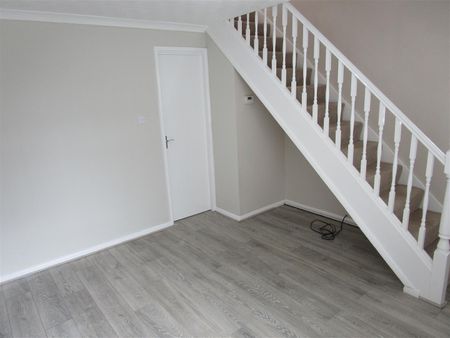 Shelmore Way, Gnosall, Staffordshire - Photo 3