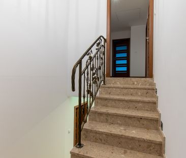 Dom 205m2-6pok *Wieliczka* garaż, ogród - Photo 2