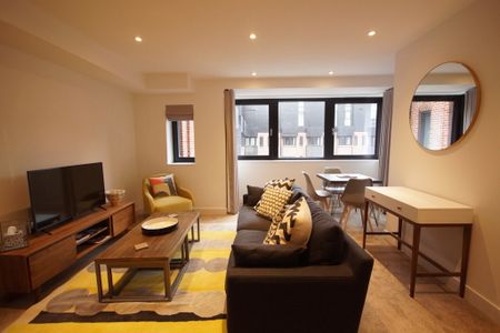 1 bedroom Apartment to let - Photo 2