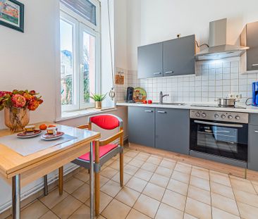 City-Residence: Großzügige 1-Zimmer-Wohnung mit Doppelbett Nähe Kir... - Photo 1