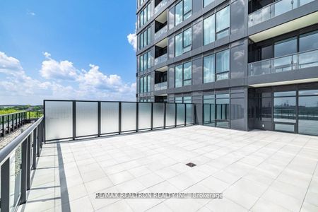 For Lease - 3 Rosewater Street Unit# 708W, Richmond Hill, Ontario - Photo 2