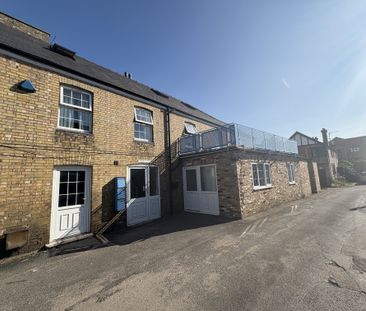 88 High Street, March - Photo 2